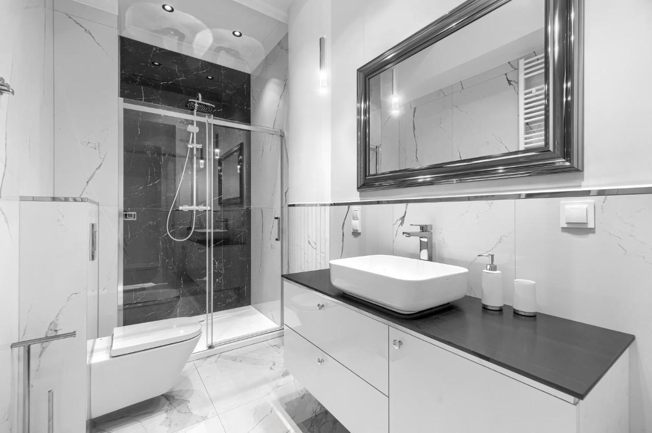 Apartament W Hanza Tower シュチェチン エクステリア 写真